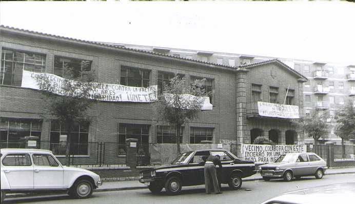 El colegio San Juan de la Cruz, en 1970, cuando los vecinos pedían más plazas escolares.