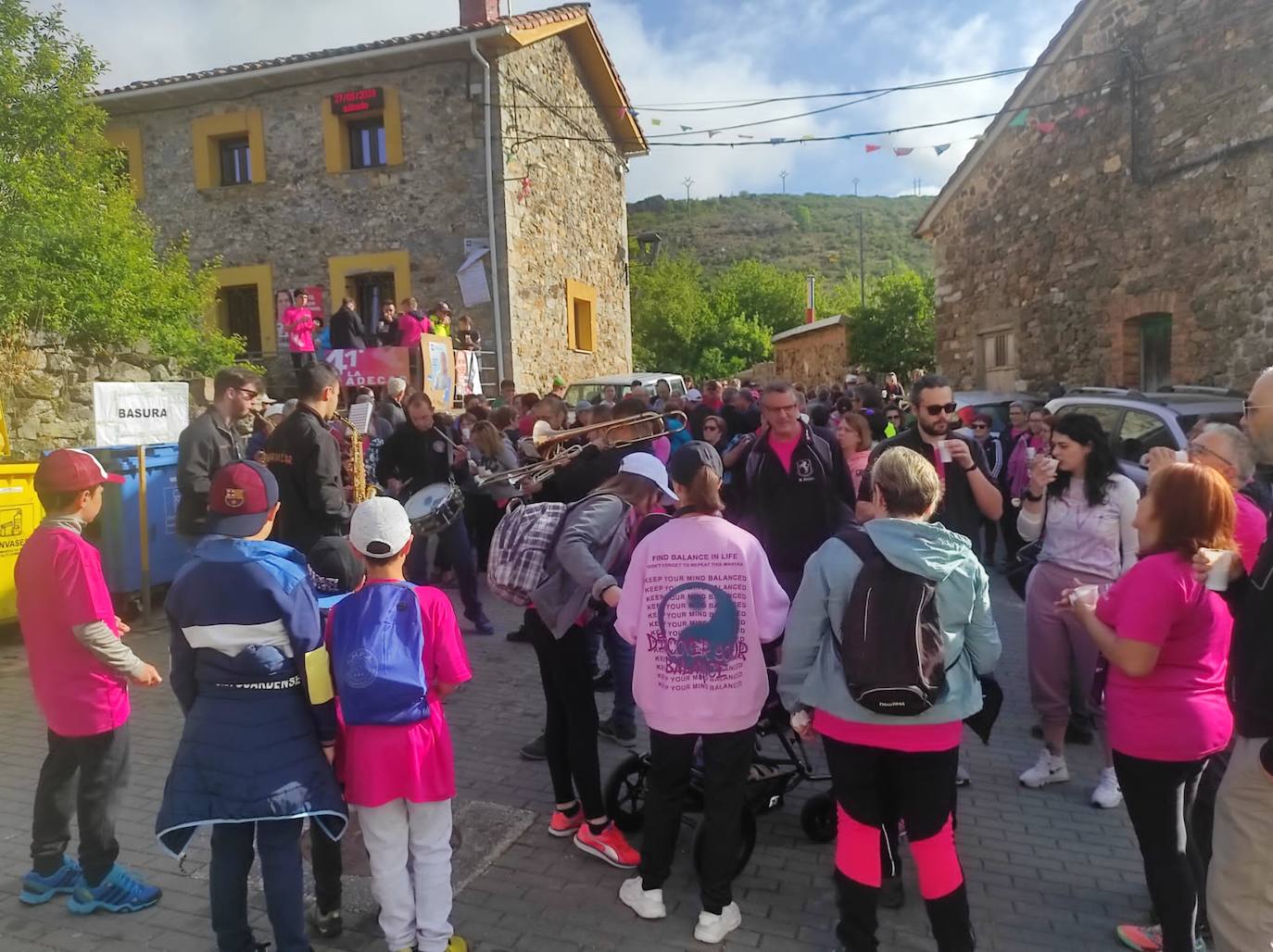 Guardo se vuelca con la Marcha de Adecas