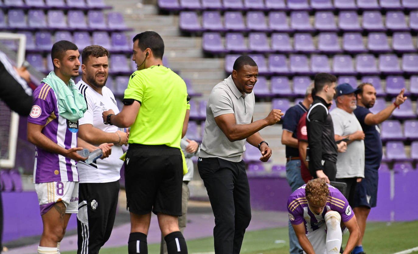 La decepción de los jugadores del Real Valladolid Promesas