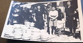 De izquierda a derecha, Pascuala Torrado, Fermín Sigüenza (con sombrero), Mariano Sigüenza y Sagrario Morales.