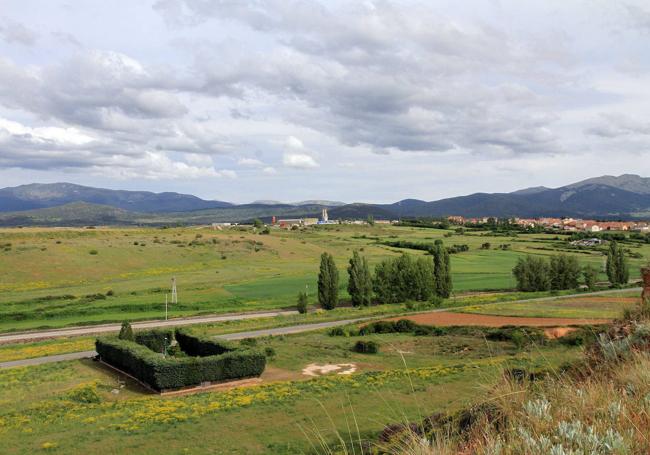 Terrenos del futuro área industrial de Prado del Hoyo.