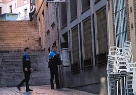 Intervención de la Policía Local en el local de la Bajada del Carmen.