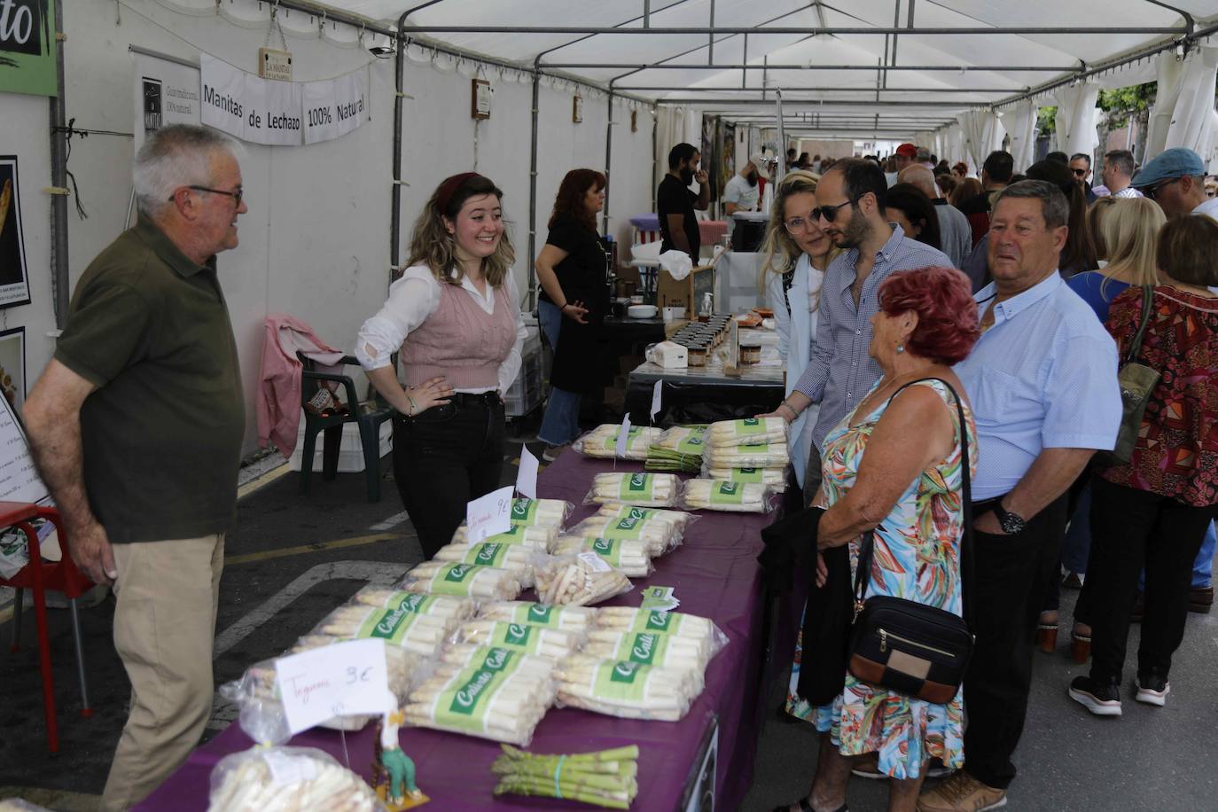 La Feria del Espárrago de Tudela de Duero, en imágenes