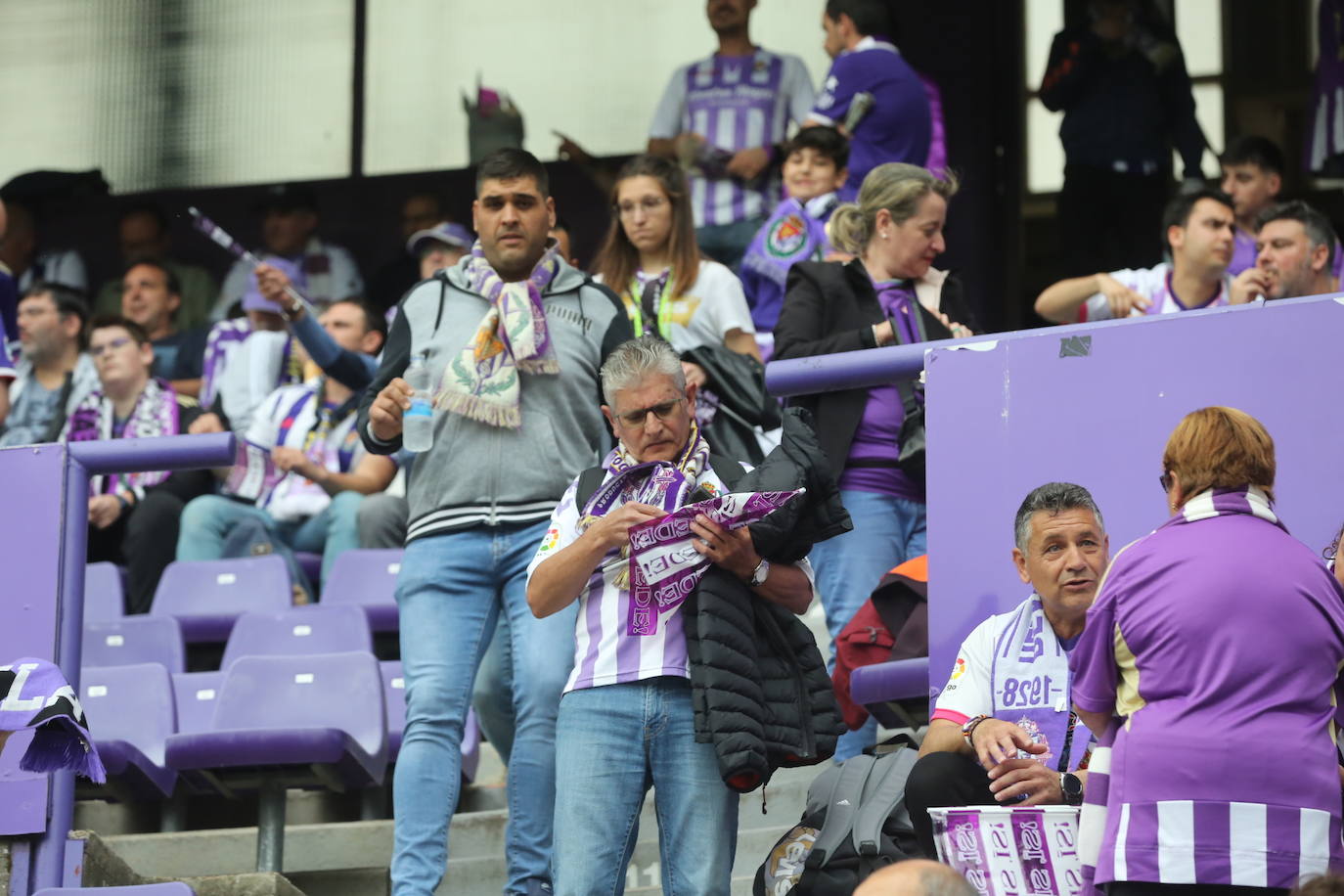 Búscate en la grada del José Zorrilla (4/4)