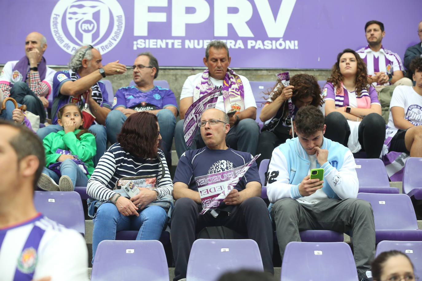 Búscate en la grada del José Zorrilla (2/4)