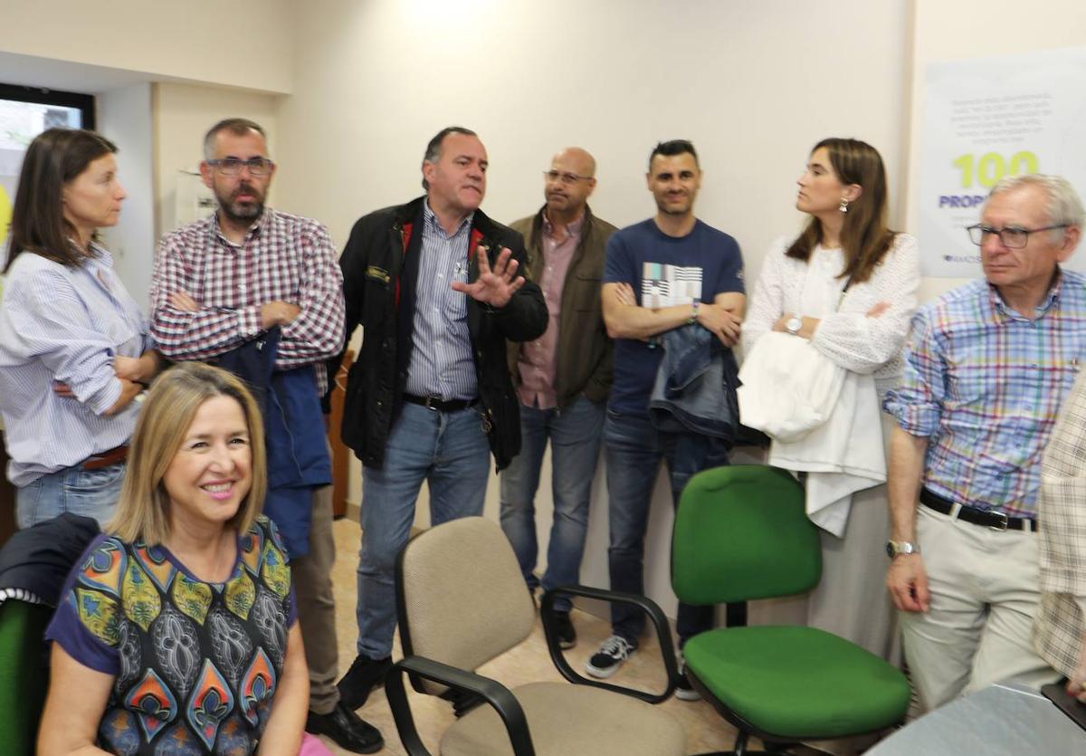 Participantes en la asamblea de Vamos Palencia del 29 de mayo.