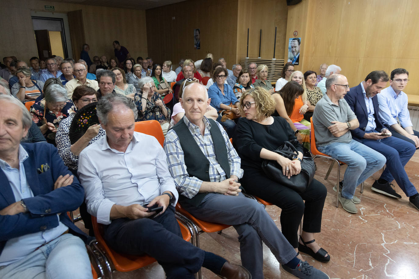 La asamblea del PSOE de Valladolid, en imágenes