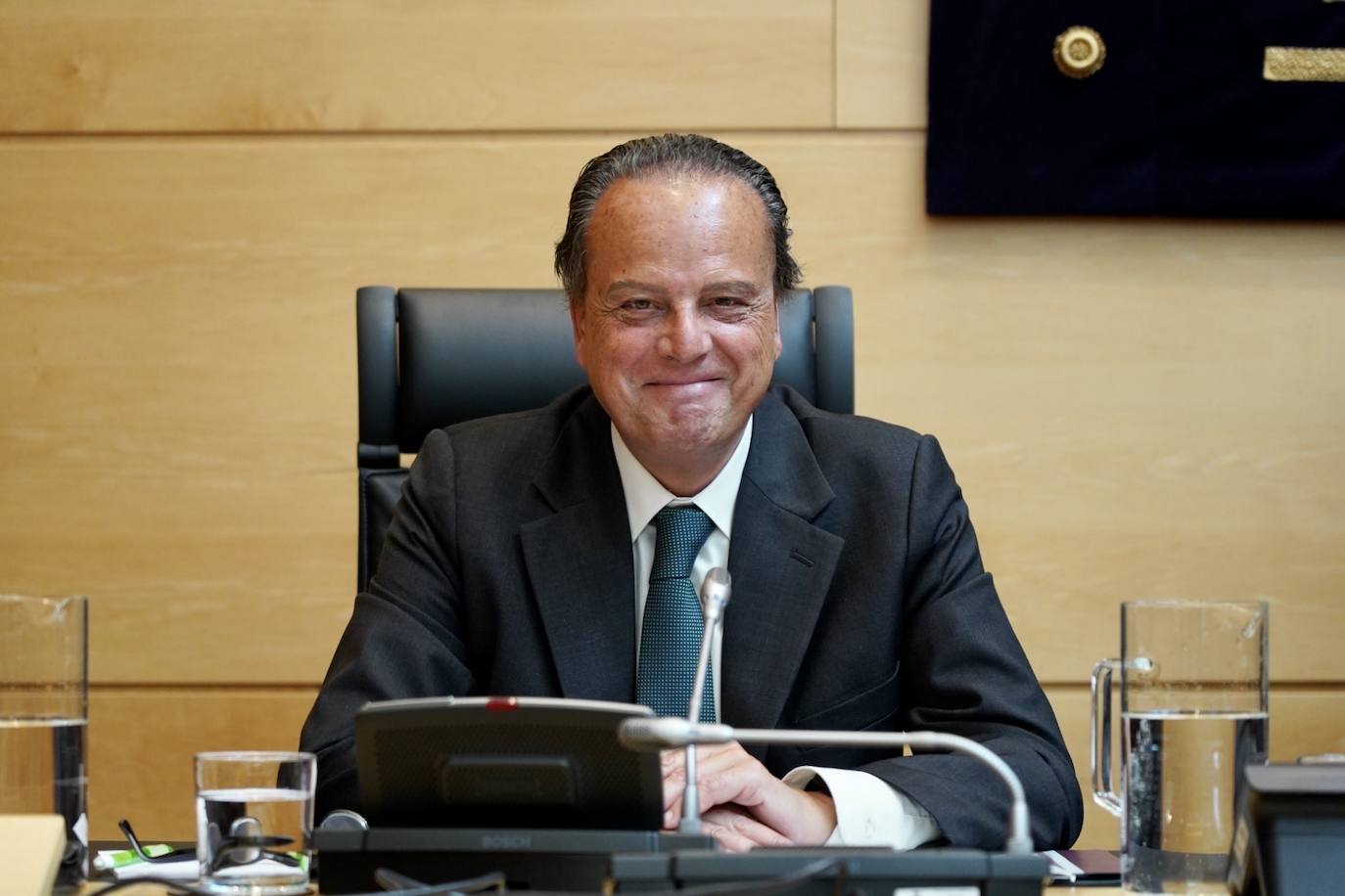 El presidente del Consejo de Cuentas, Mario Amilivia, durante su comparecencia en las Cortes.