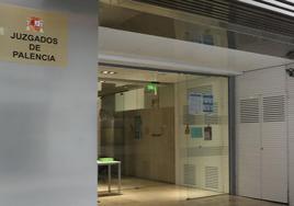 Asume trabajos comunitarios por golpear en la cabeza a su esposa en el domicilio familiar