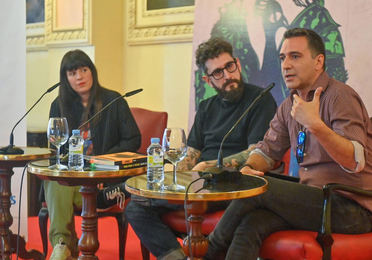 Almudena Sánchez, Daniel Rojo y Javi Martín, en el acto organizado por la Fundación Intras en el Círculo de Recreo.