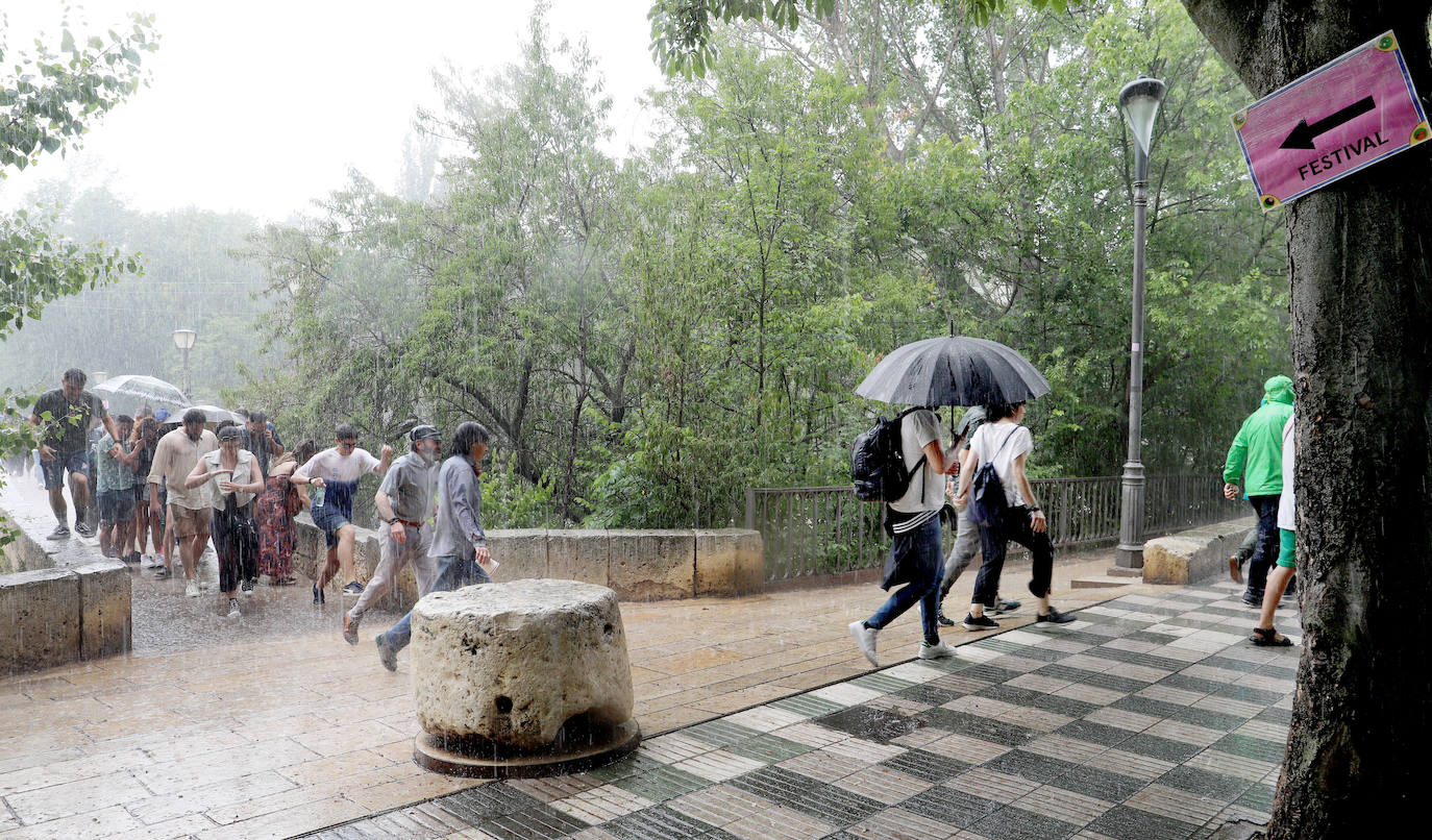 La lluvia cierra un exitoso festival musical