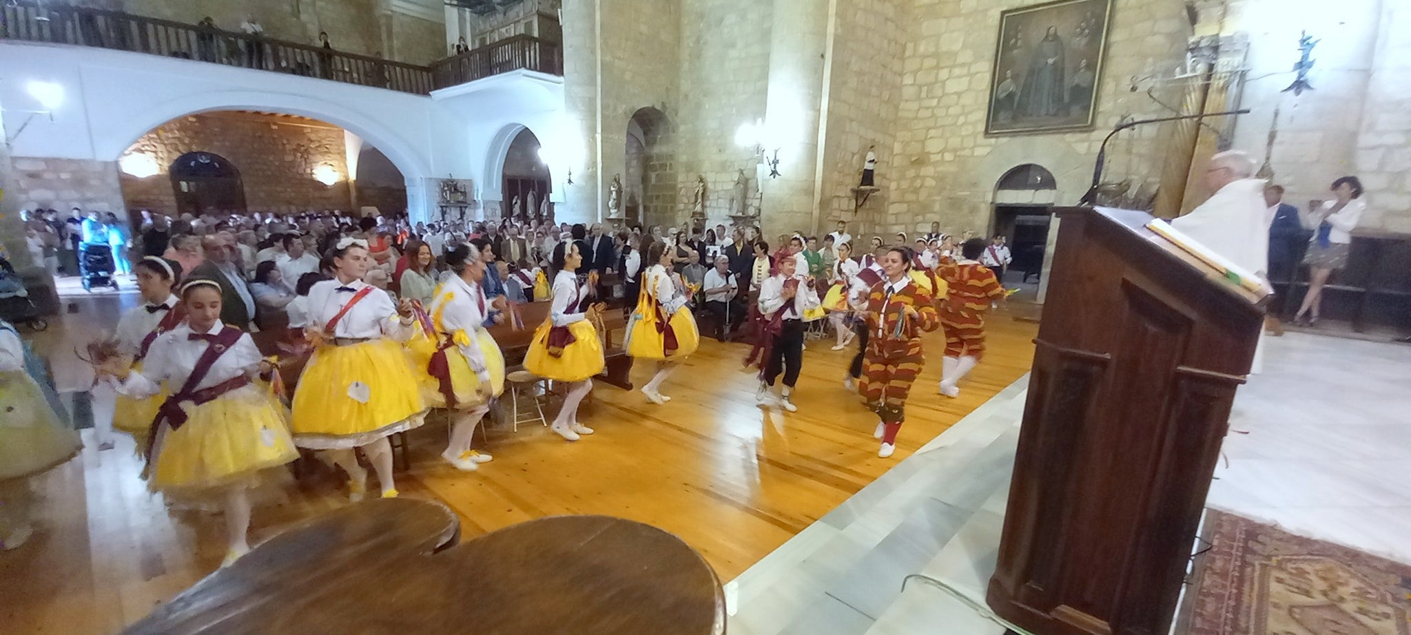 Cevico de la Torre revive la tradición del Corpus