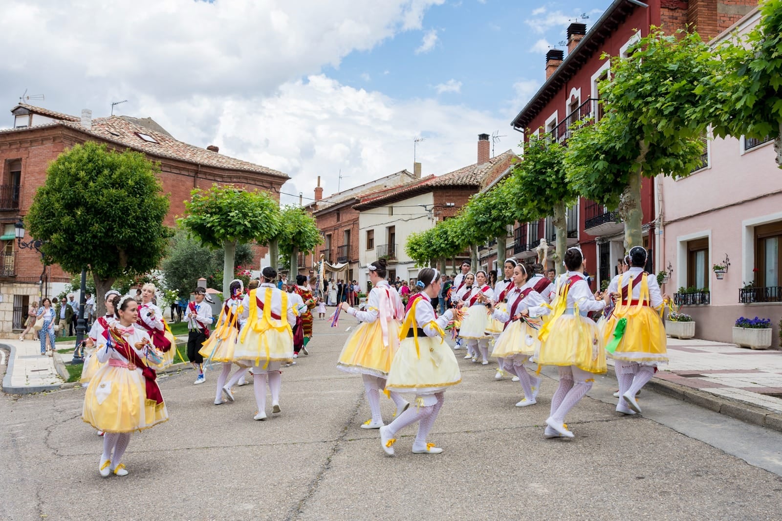 Cevico de la Torre revive la tradición del Corpus