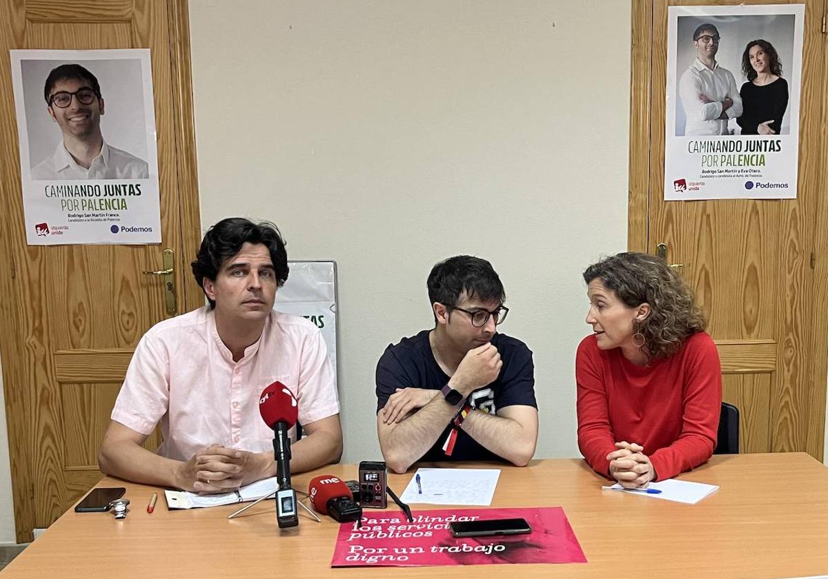 Juan Gascón y Rodrigo San Martín, de IU y Eva Otero, de Podemos.