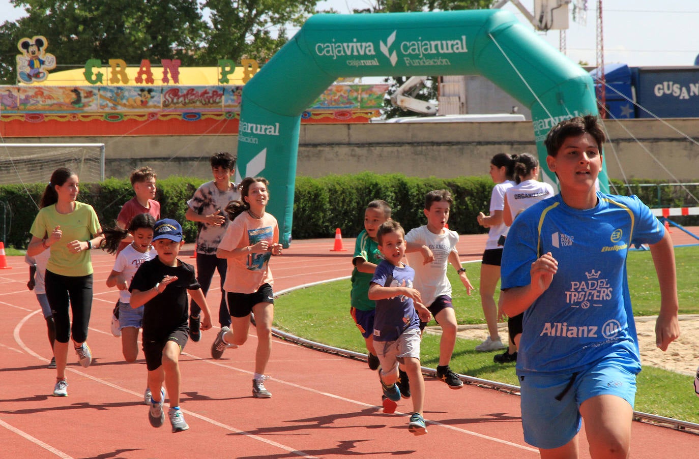 Girathón solidario en las pistas de atletismo