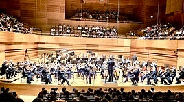 Comesaña, junto a la OSCyL y Petrenko.