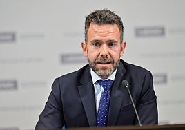 David García López, rector de la UEMC.