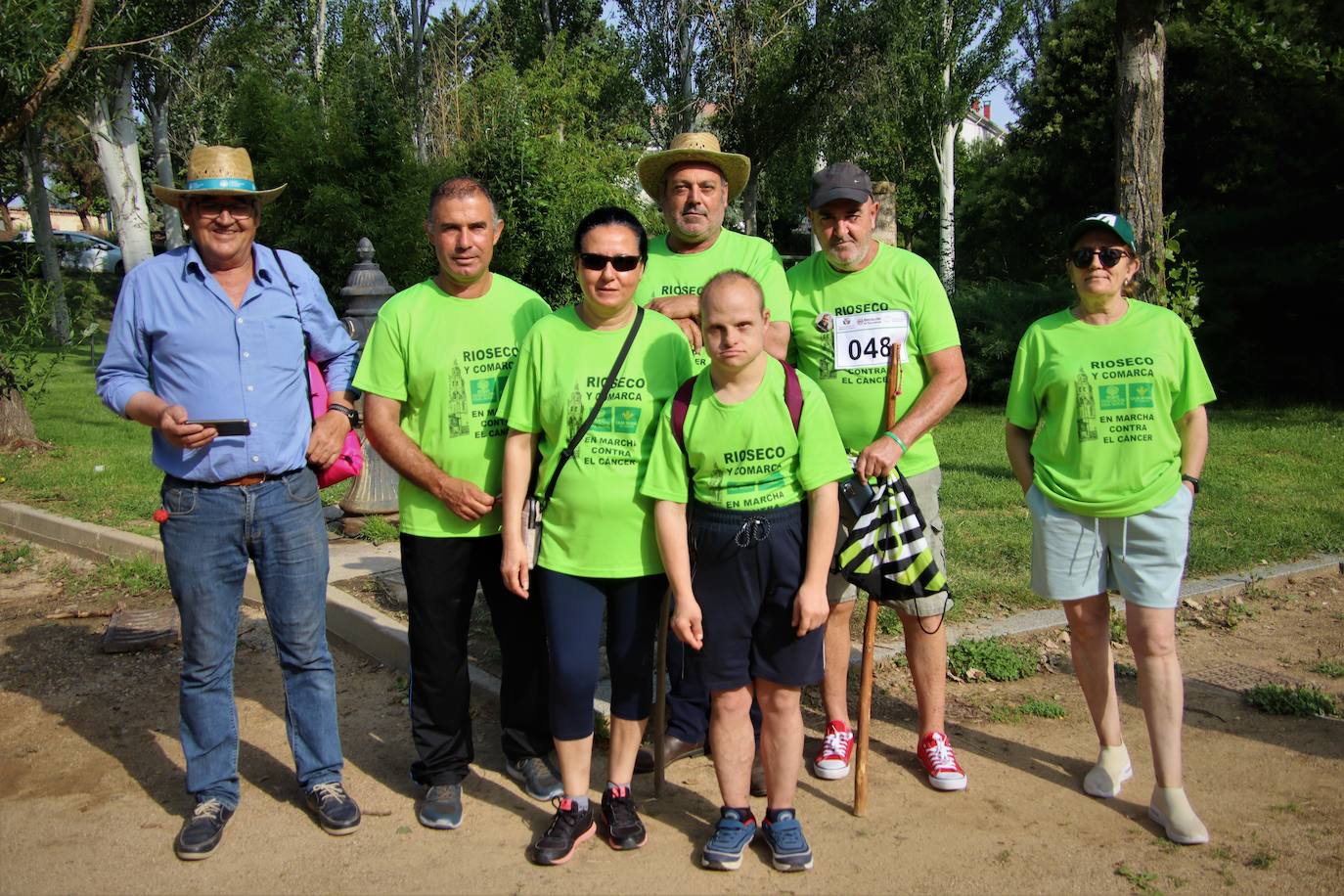 Búscate en la marcha contra el cáncer celebrada en Medina de Rioseco (1 de 2)