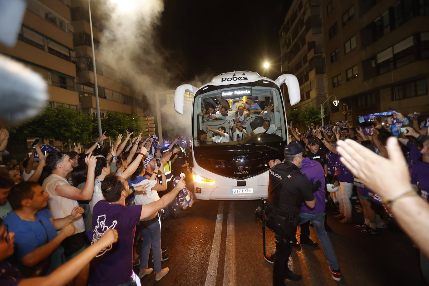 El Zunder Palencia celebra el ascenso a ACB en la Plaza de España