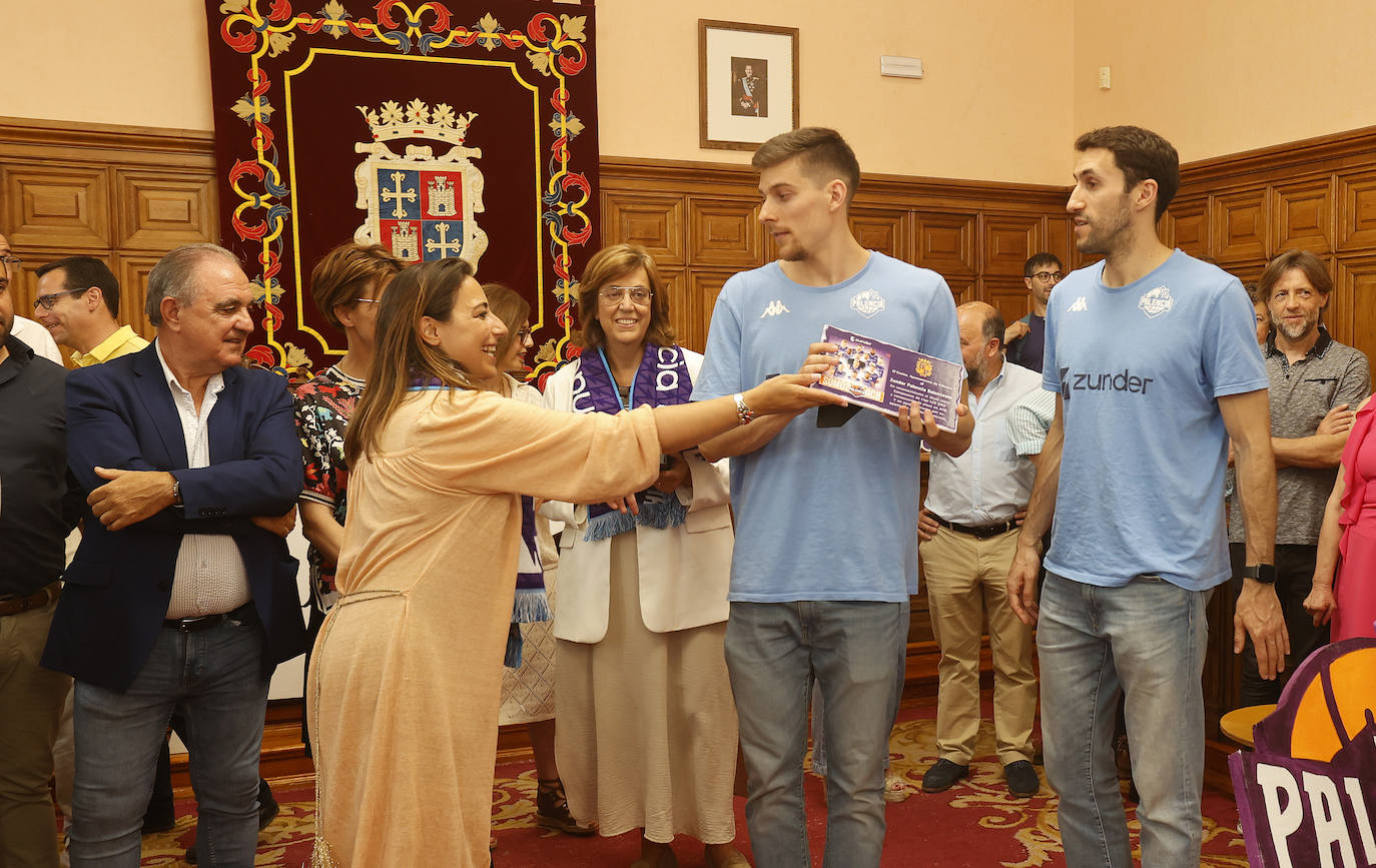 Palencia sigue de fiesta con el Zunder