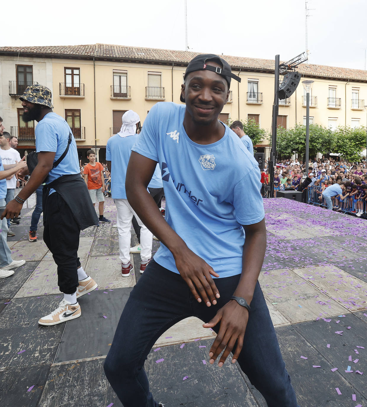 Palencia sigue de fiesta con el Zunder