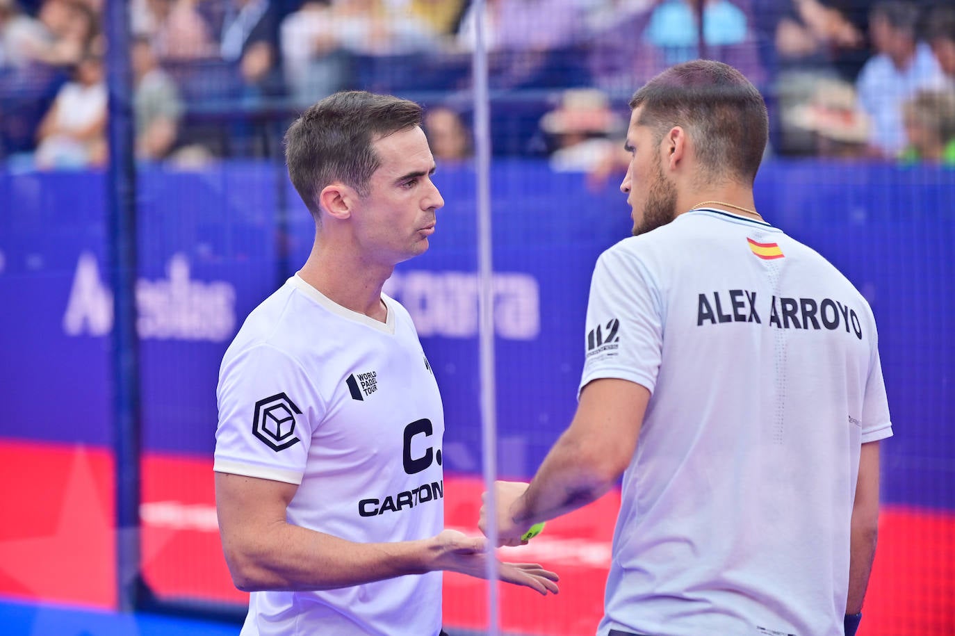 La primera jornada del World Padel Tour en la Plaza Mayor de Valladolid