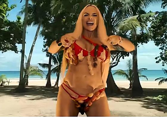 Leticia Sabater en un fotograma de su videoclip 'Barbacoa al punto G'.