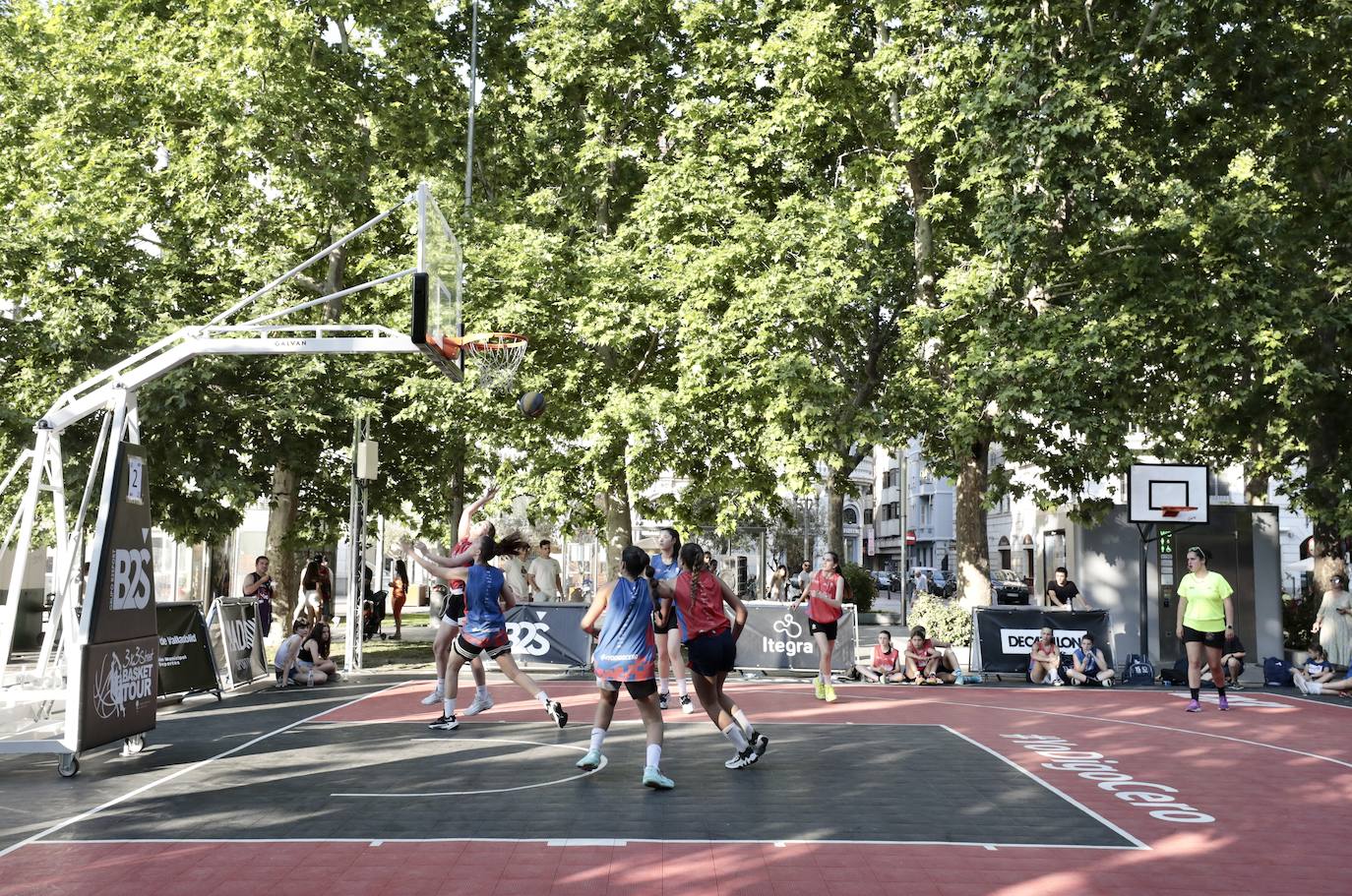 Jornada de 3x3 Street Basket en la Acera de Recoletos