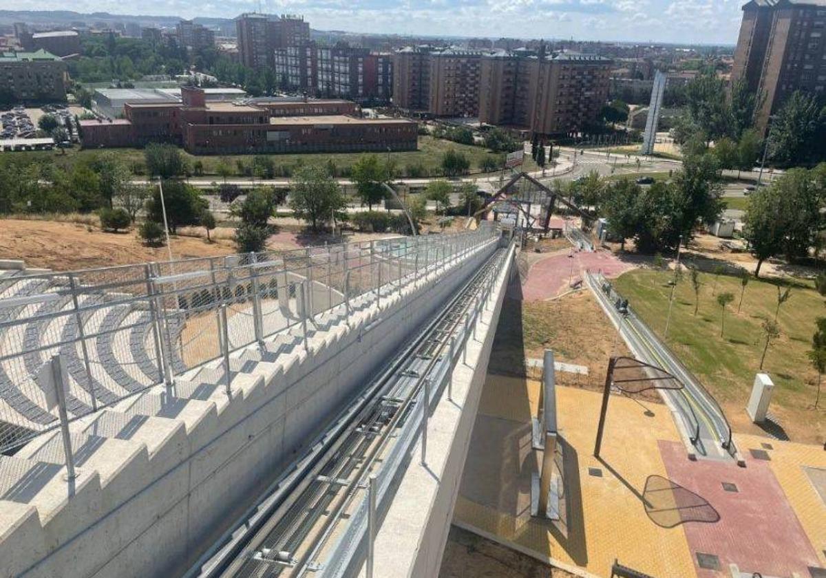 Canal de elevador de la ladera este de Parquesol.