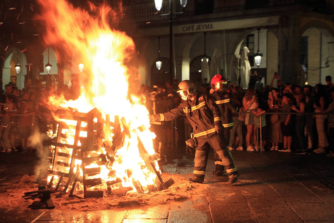 Primera noche de las Fiestas de Segovia (2)