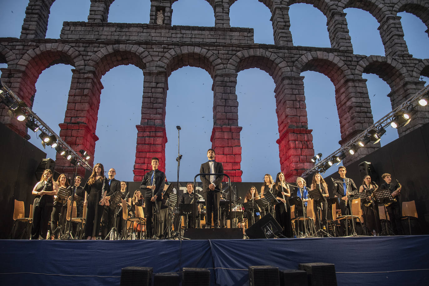 La música protagoniza el martes de fiestas