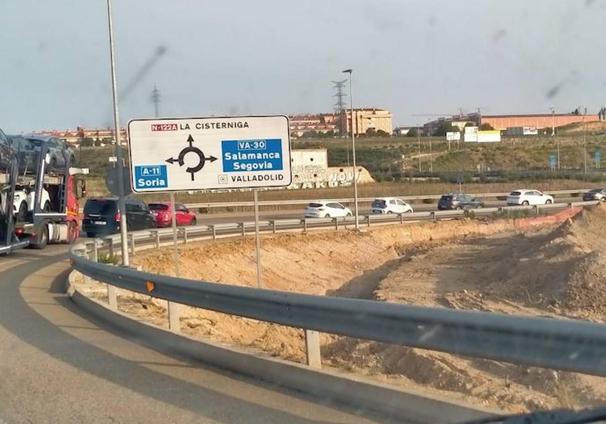 Futuro carril segregado desde la ronda exterior VA-30 hacia la rotonda de la A-11.