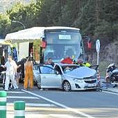 Dos heridos en una colisión entre un coche y un autobús en San Rafael