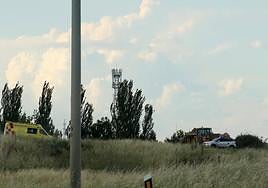 Servicios de emergencia, en el lugar del accidente.