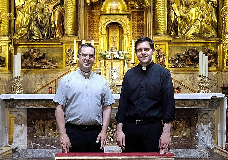 Jorge Polo y Mario Martín, en la iglesia del Santuario.