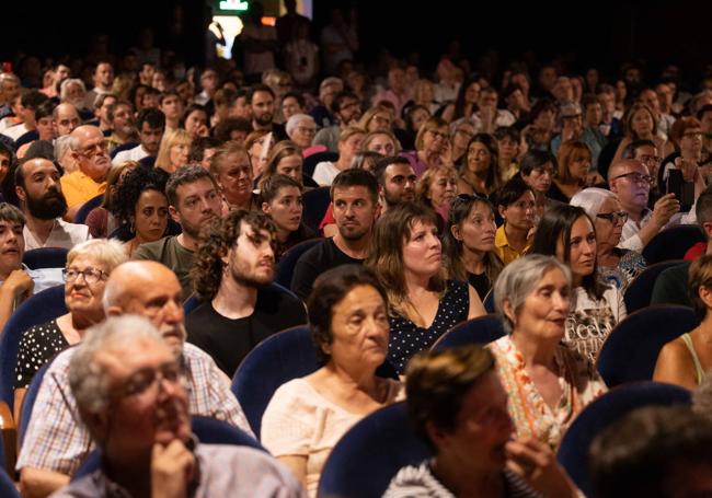 Público asistente al acto de Yolanda Díaz en Valladolid.