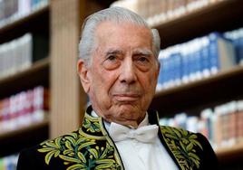 El Premio Nobel peruano, Mario Vargas Llosa.