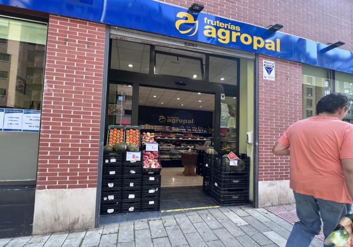 Futería de Agropal en el barrio de Parquesol.