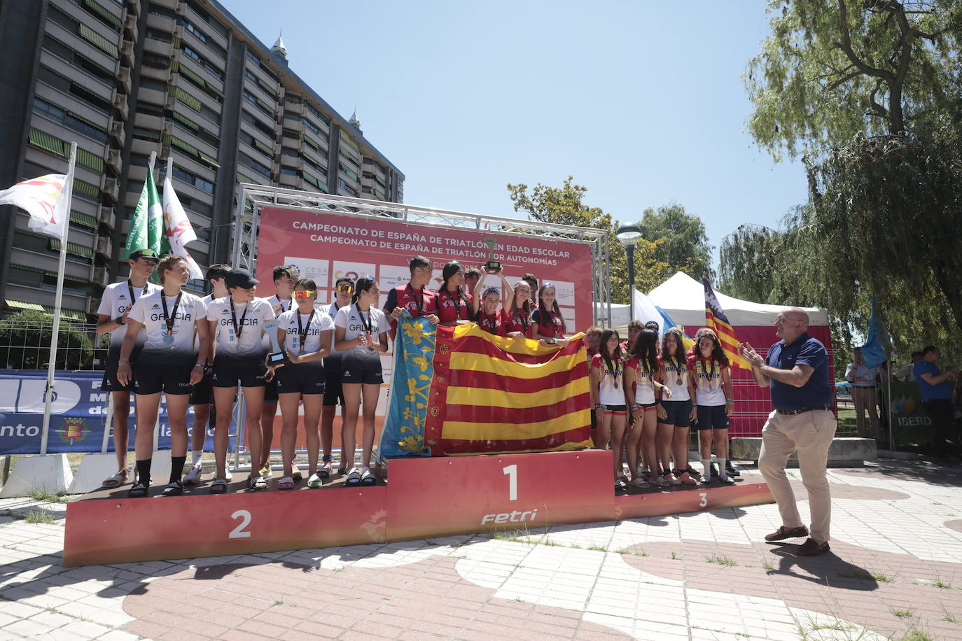 El campeonato Nacional de Triatlón Cadete por equipos, en imágenes