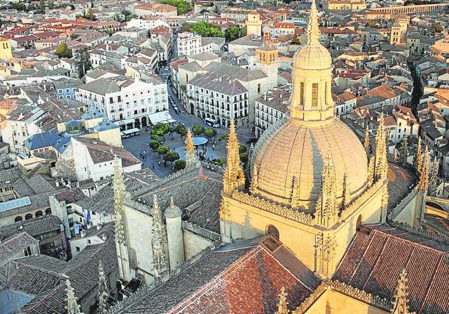 Vista del templo desde la propia torre.