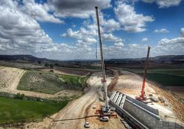 Obras del tramo de la Autovía del Duero (A-11) entre Tudela de Duero y Quintanilla de Arriba hace justo un año.