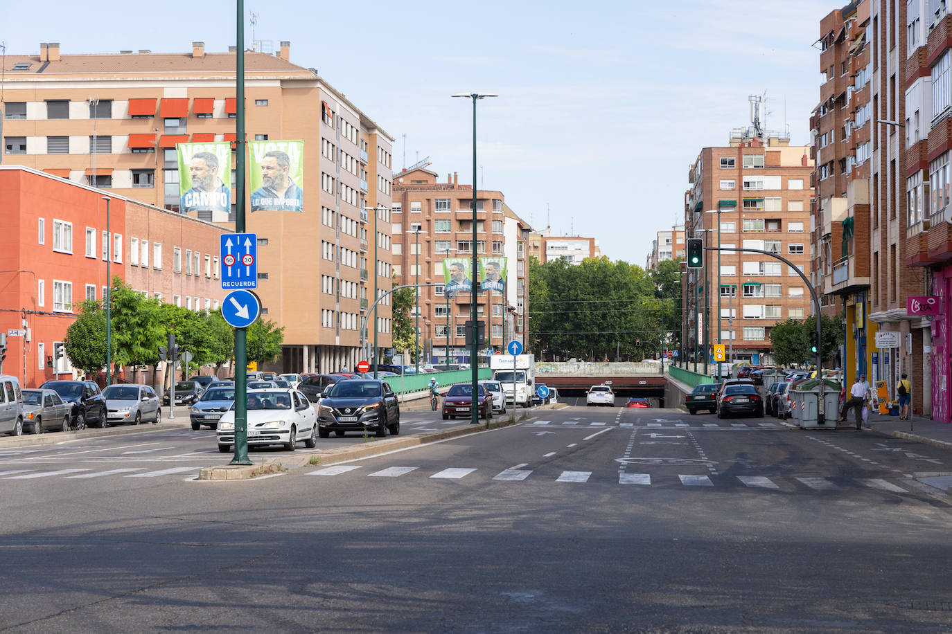 Un paseo en imágenes por la calle San Isidro