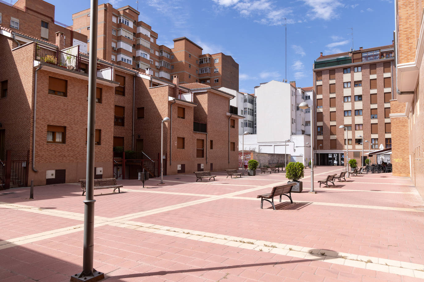 Un paseo en imágenes por la calle San Isidro