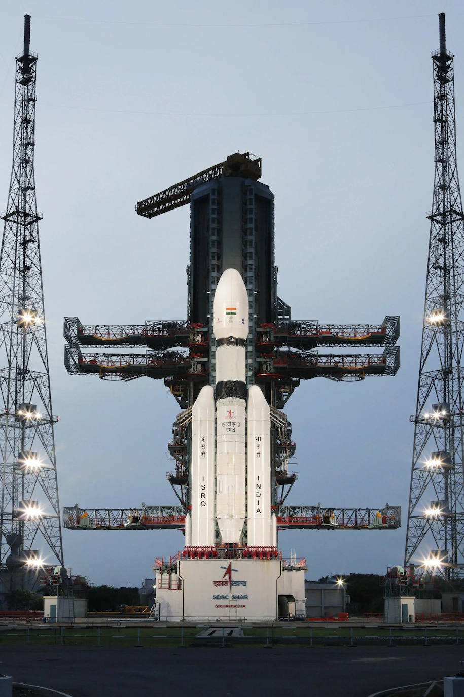 La India lanza el cohete Chandrayaan-3.
