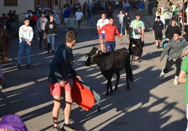 Momento del encierro de la mañana de este domingo.