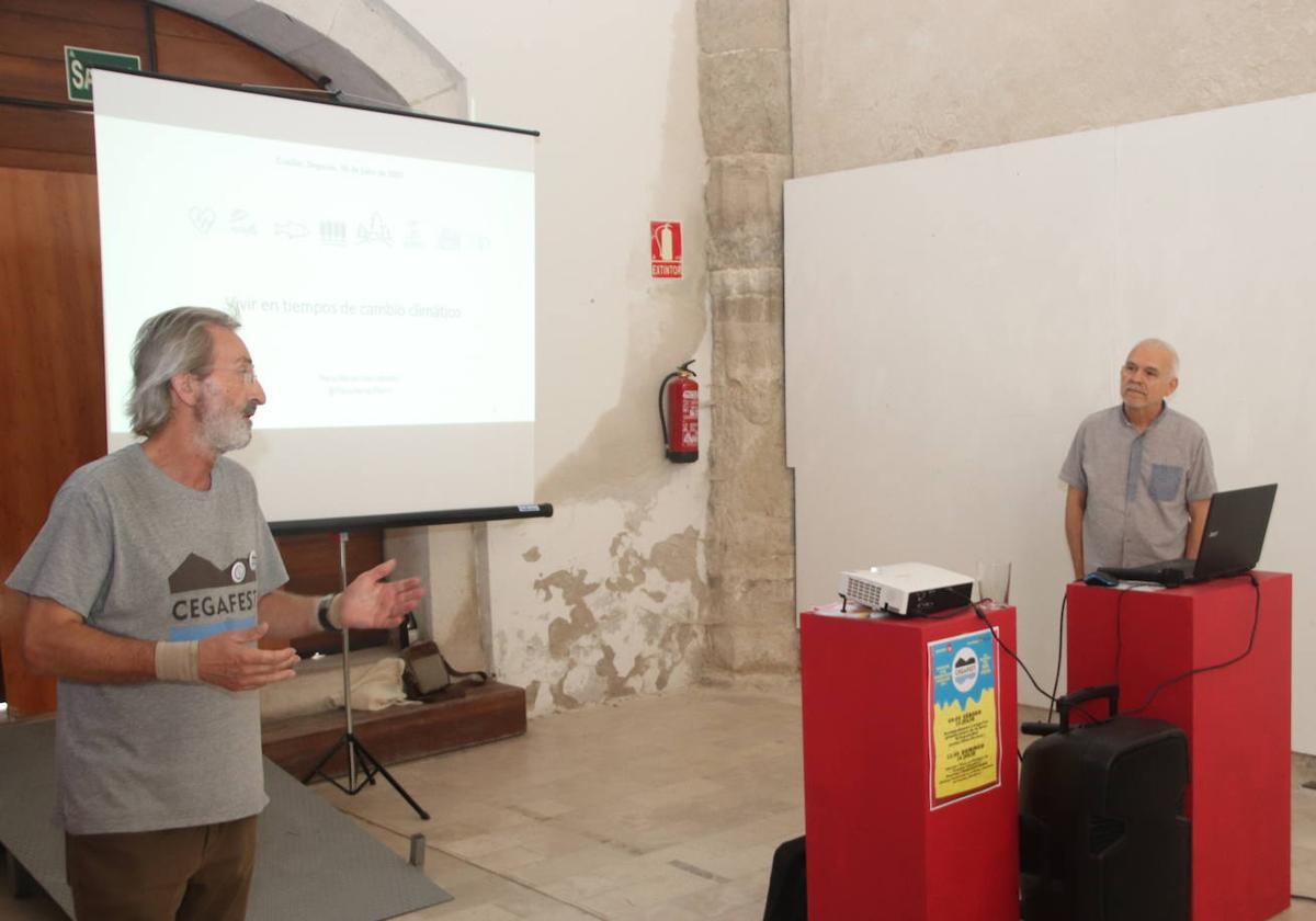 Conferencia de Fernando Heras en el Cegafest.