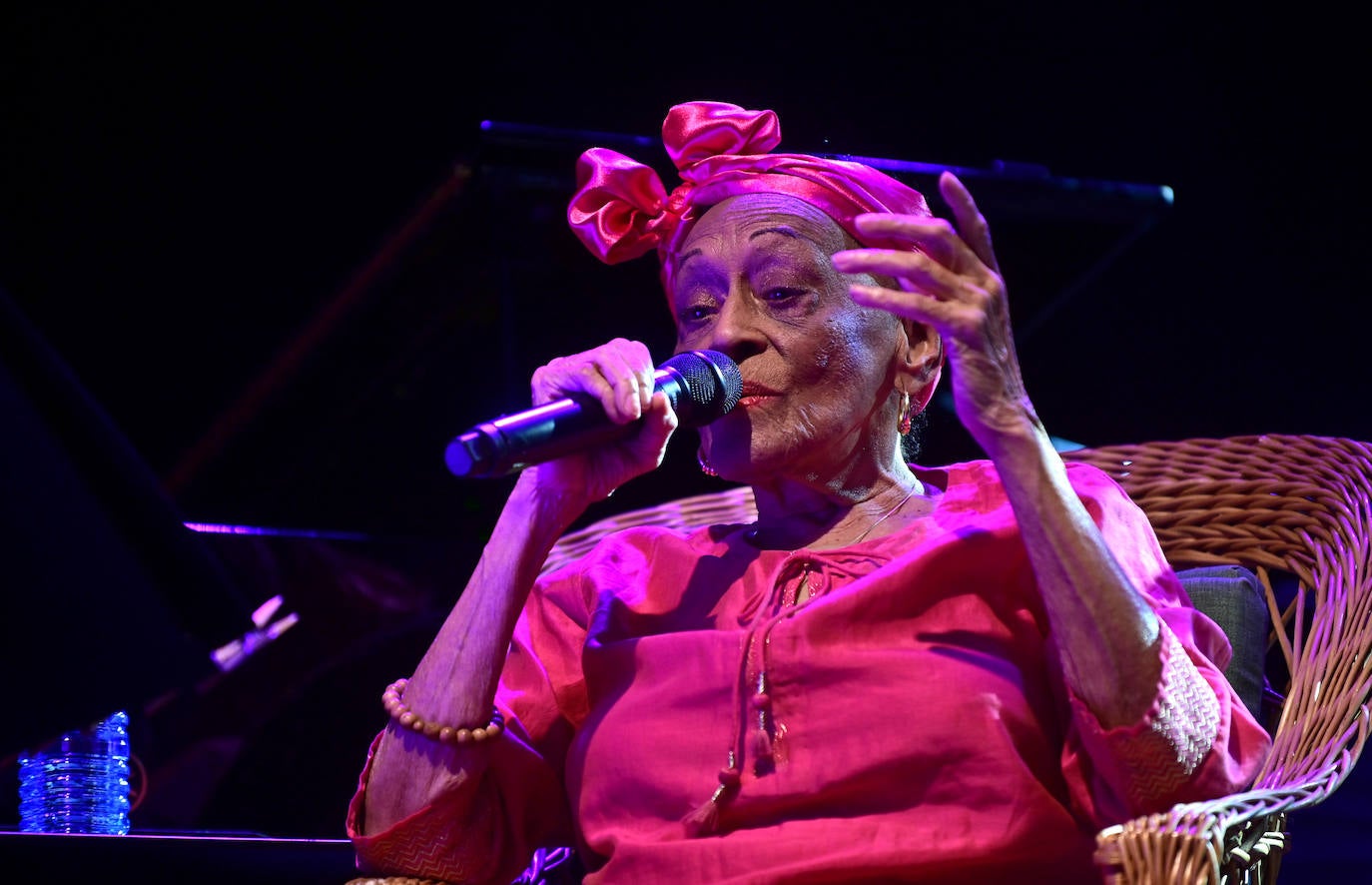 Las imágenes de la despedida mundial de Omara Portuondo en el Universijazz