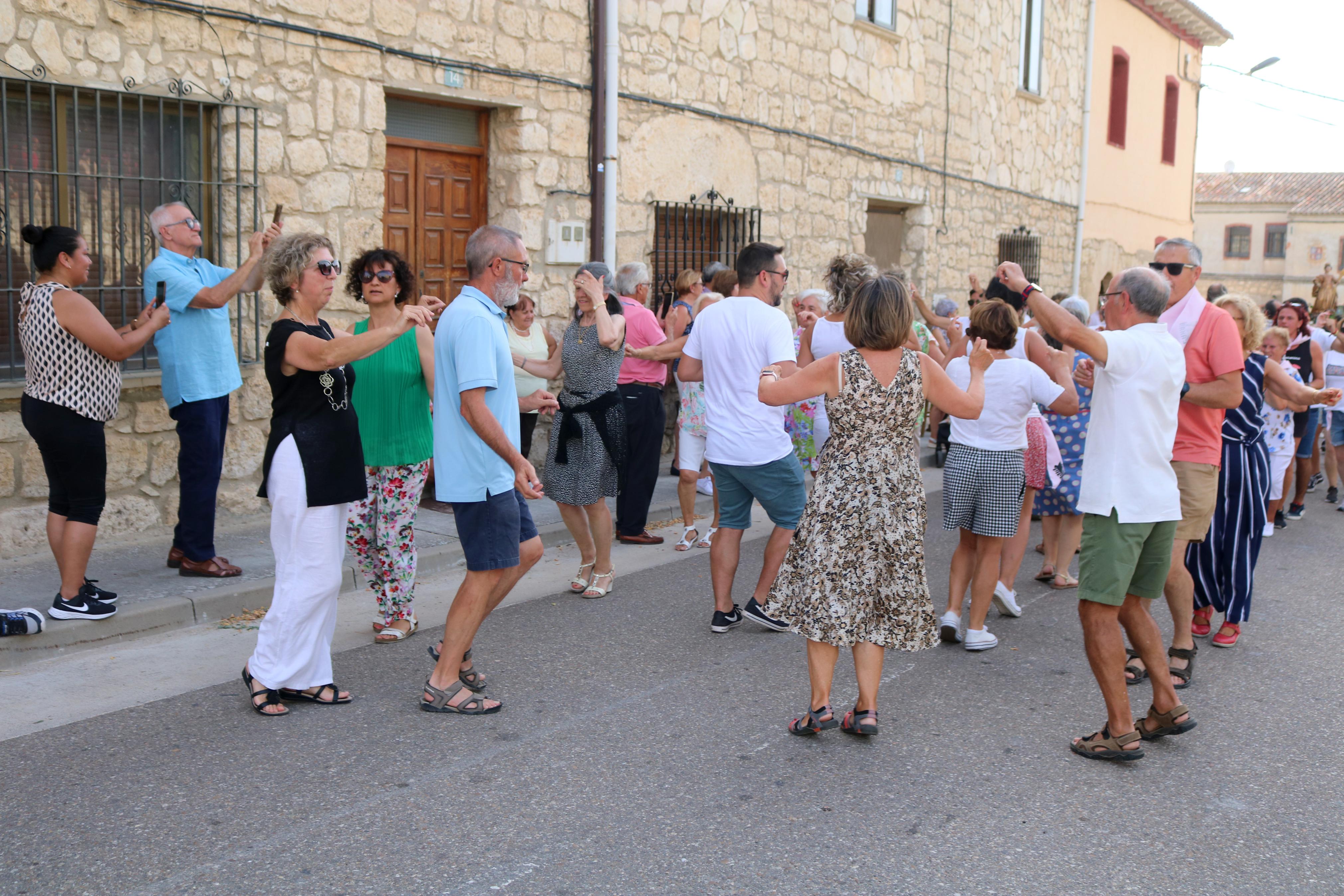 Villahán se rinde a Santa Marina