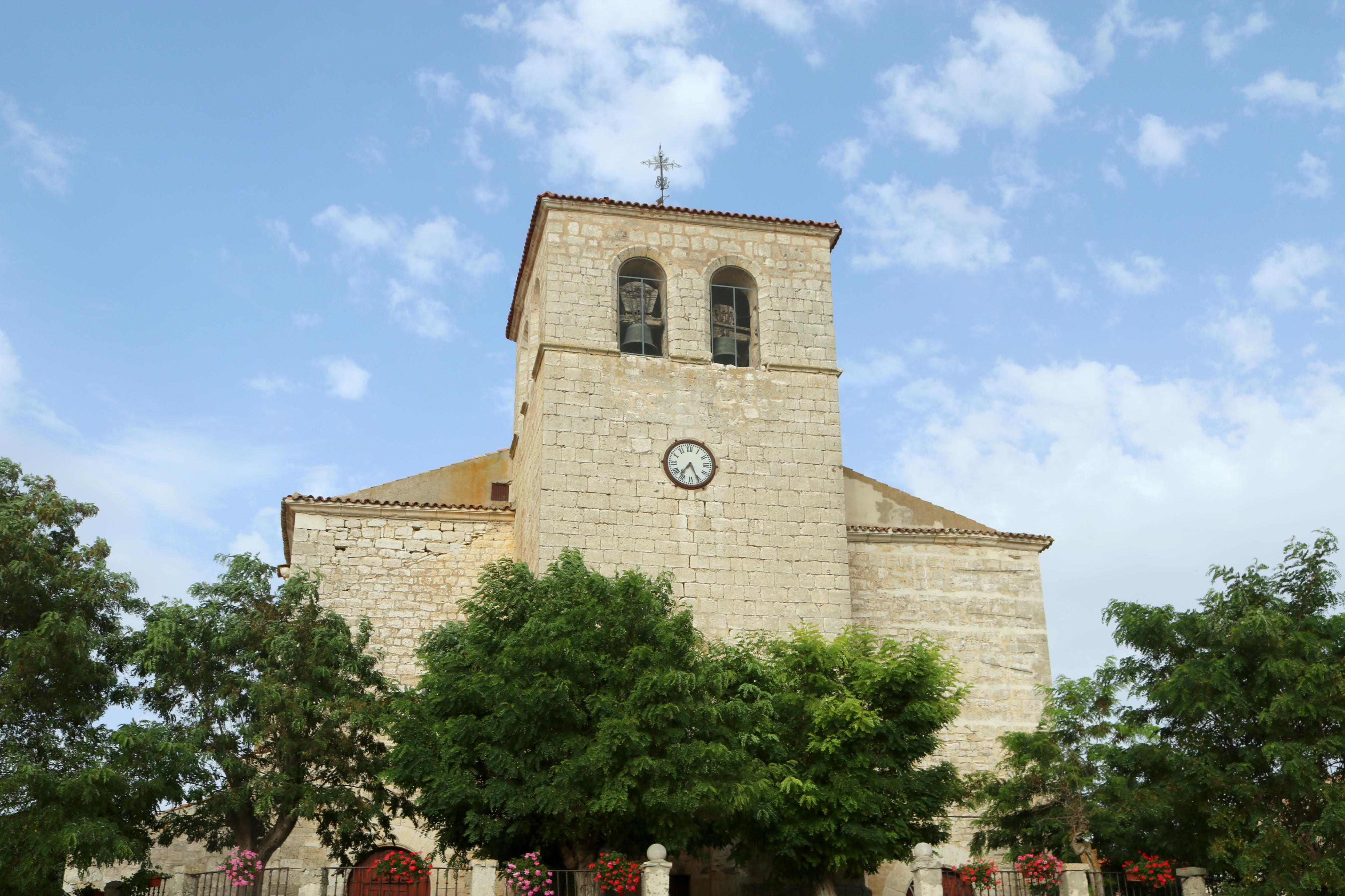 Villahán se rinde a Santa Marina