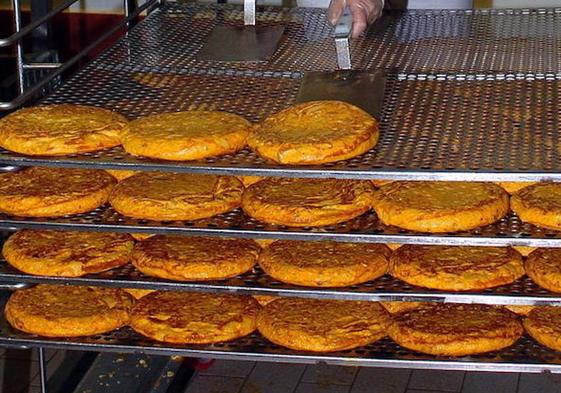 Imagen de archivo de la elaboración de tortillas precocinadas en la planta de Mudrián.
